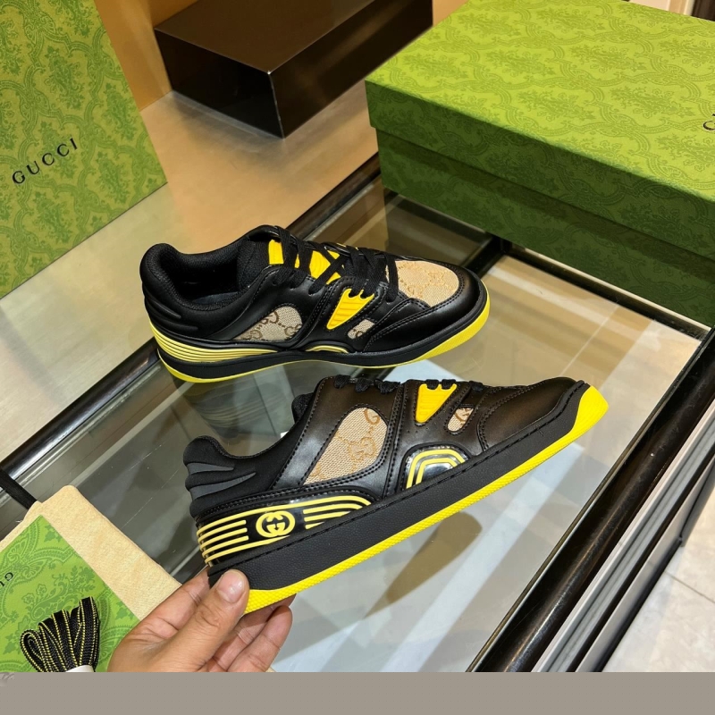 G*u*i casual shoes